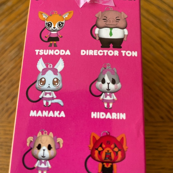 Aggretsuko Series 1 Plush Dangler & Series 2 Chibi in Motion - Picture 3 of 8